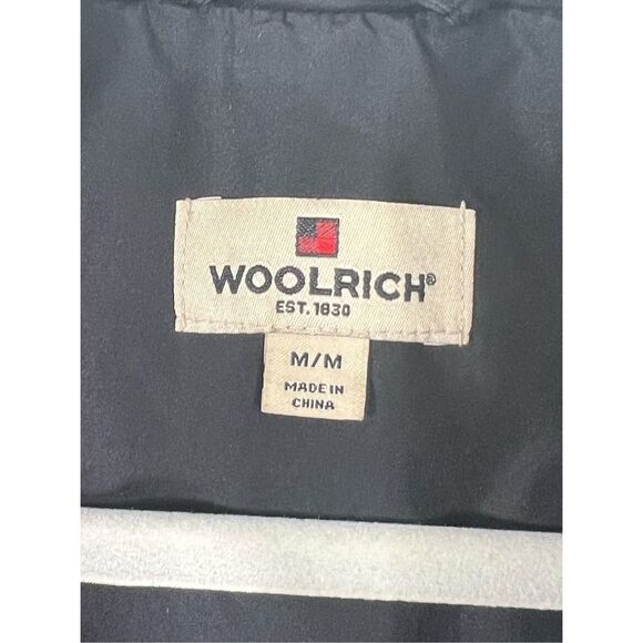 Woolrich Women's High Neck Full Zip Diamond Quilt Down Vest Black Size M - Picture 3 of 5